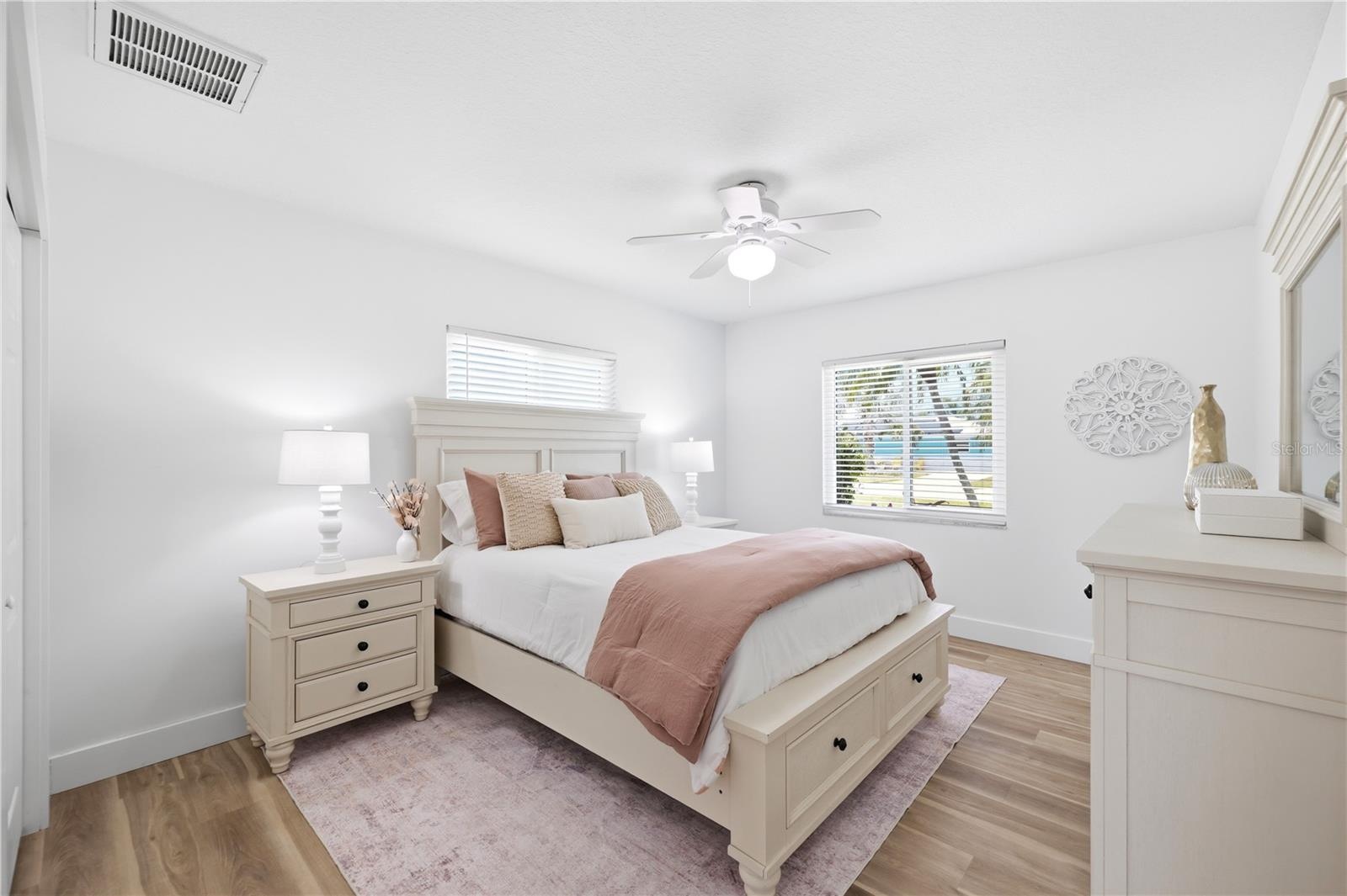 Guest bedroom 2