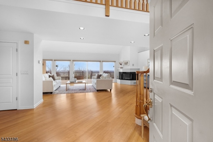 Entry way