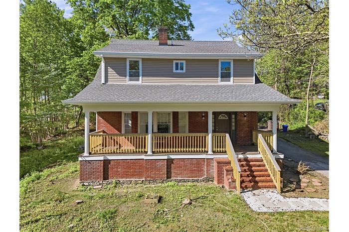 Welcome to 24 Summit Avenue, Harriman