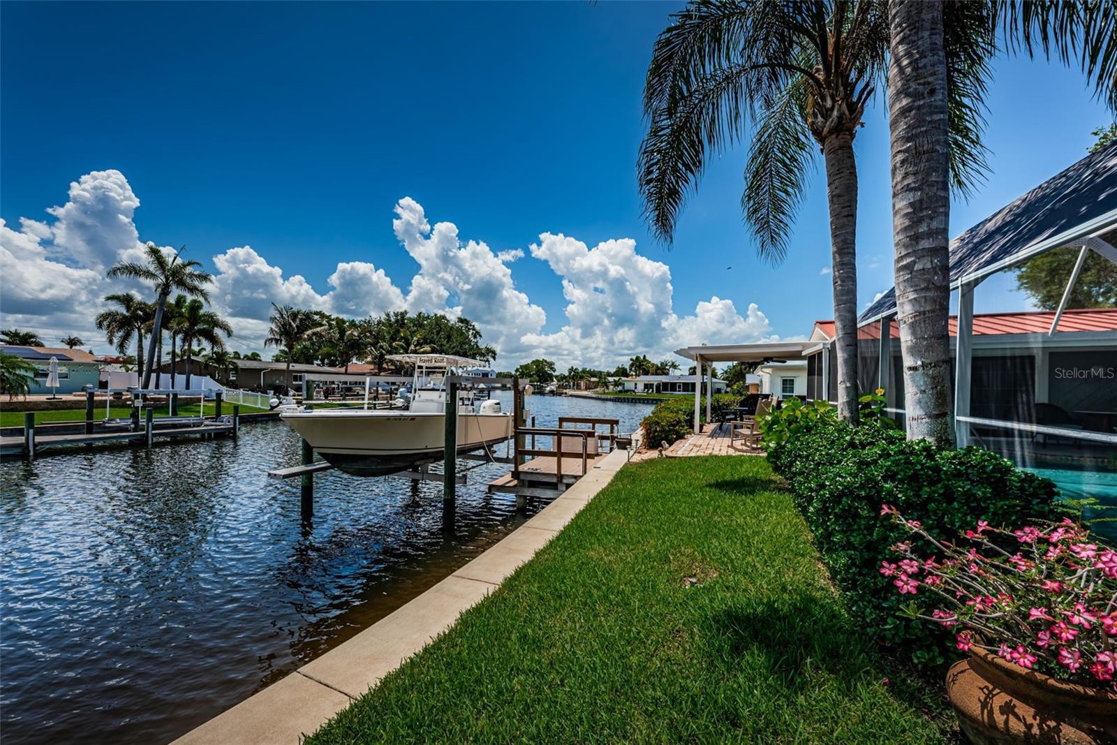 10,000lb boat lift