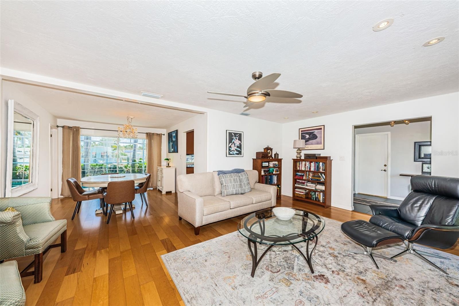 Living room to dining room