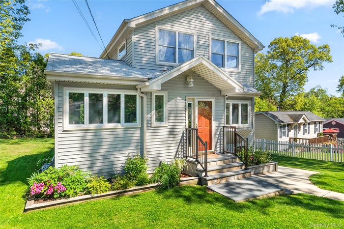 Perfectly manicured and maintained for so much curb appeal.