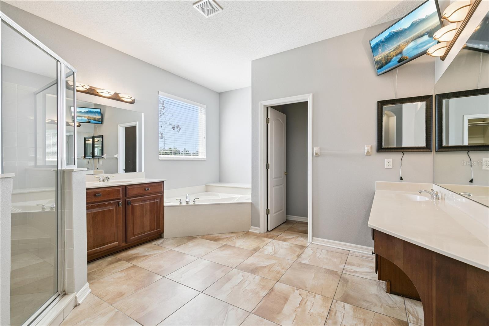 Primary Room bathroom