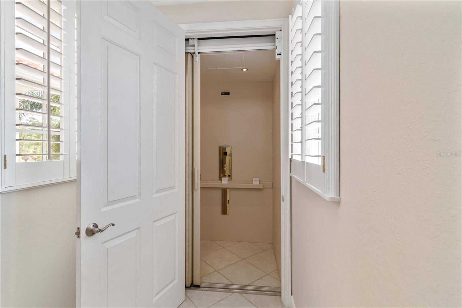Private Elevator