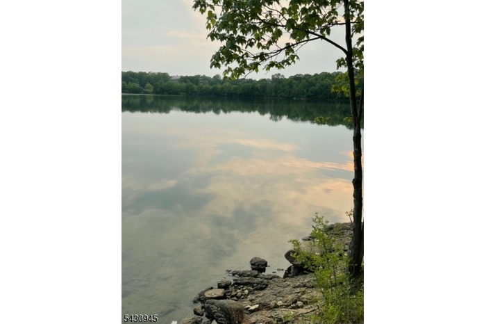 Reservoir