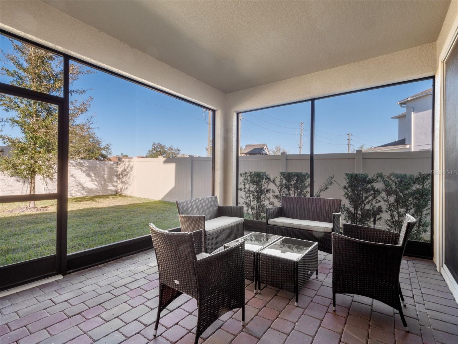 Rear Screened Lanai
