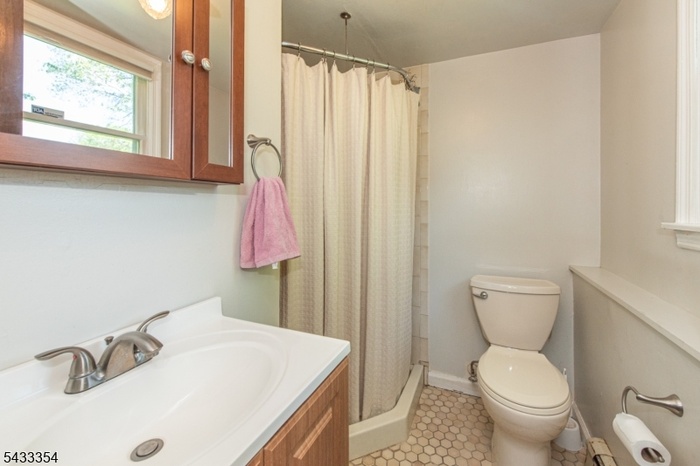 Downstairs full bath
