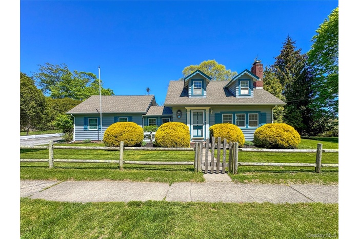 21 Maple Avenue