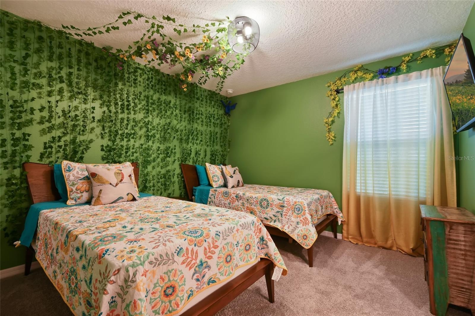 8931 AMELIA DOWNS