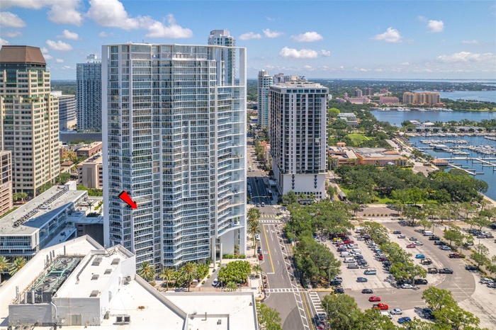 Prime Downtown location!