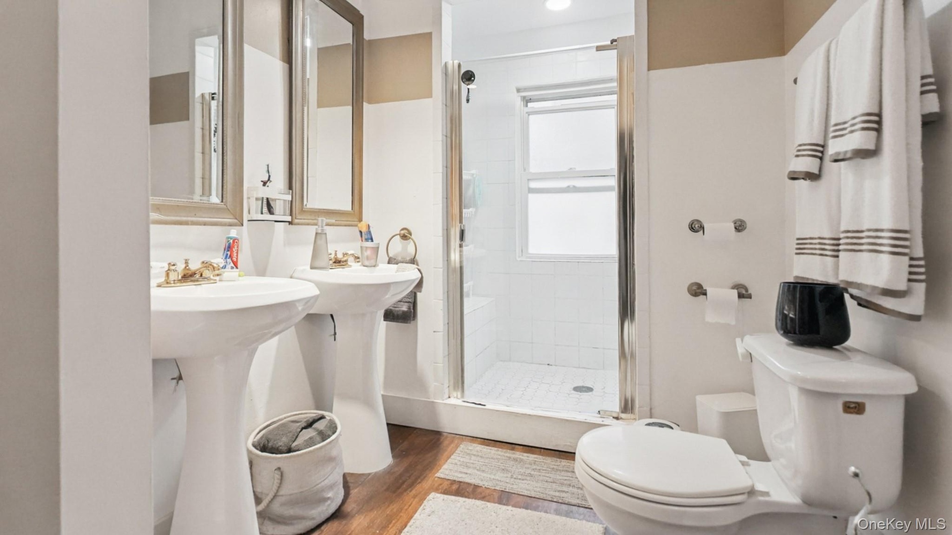 2nd bathroom