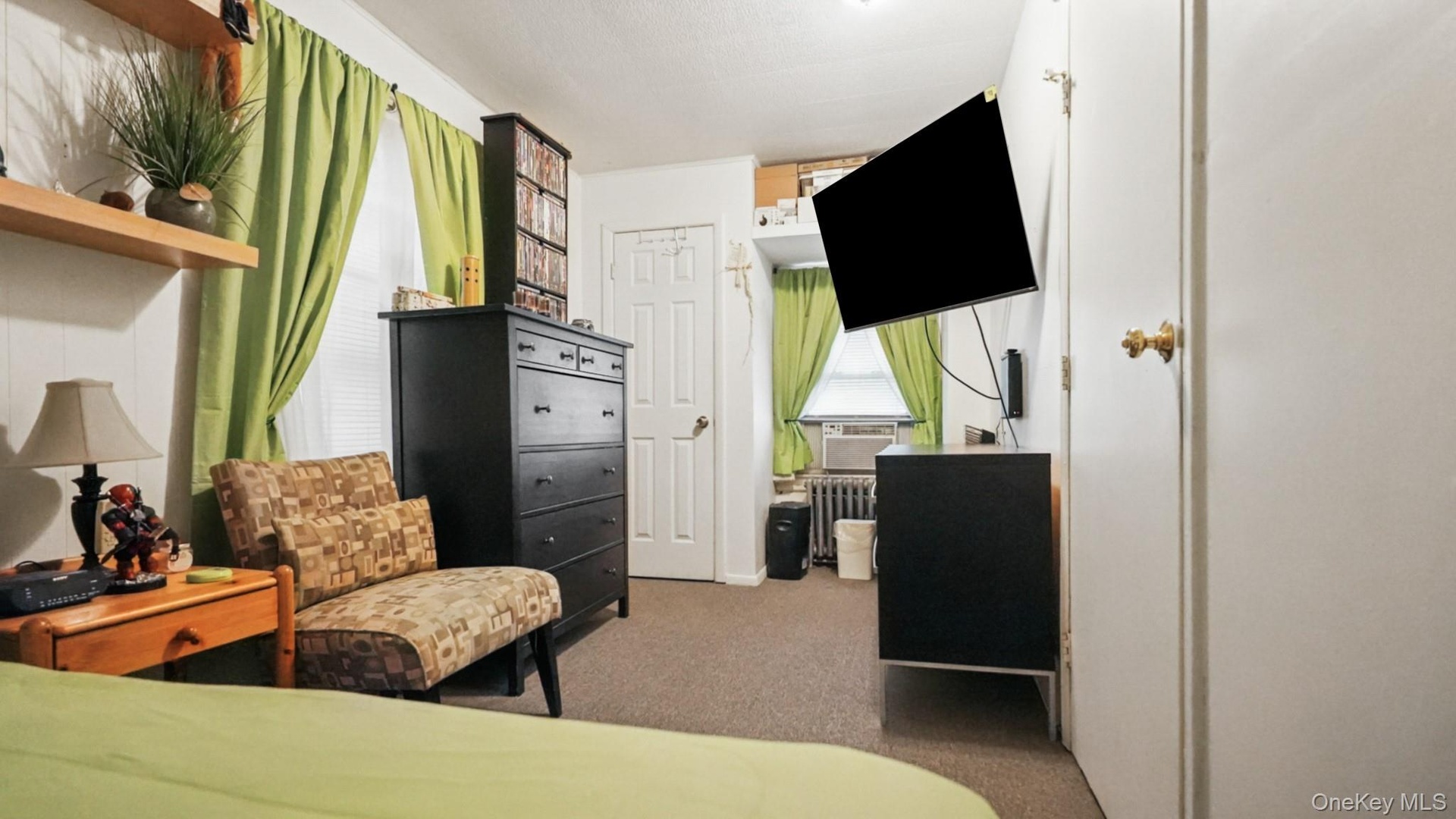 2nd bedroom-2bd angle
