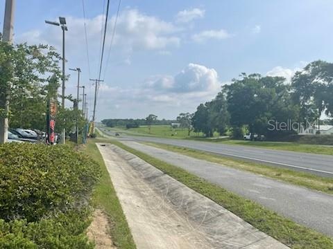 Road view US Hwy 301