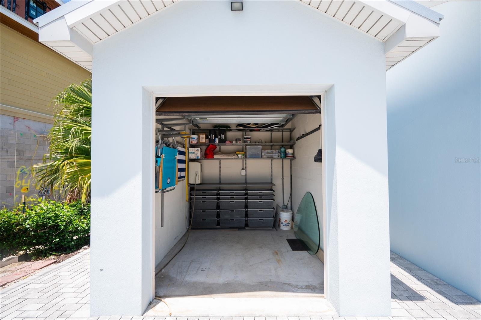 Small garage great for bikes, beach gear and maybe a small golf cart