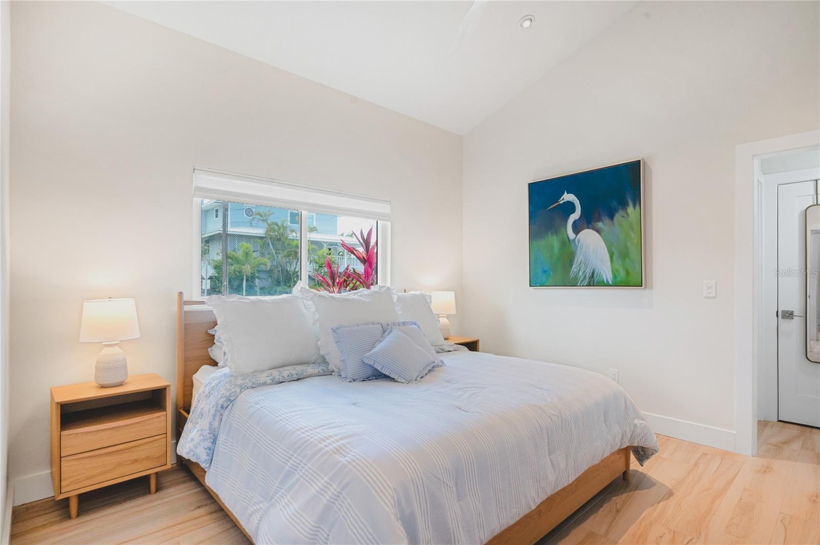 Guest bedroom (3rd bedroom) with King bed and ensuite bathroom