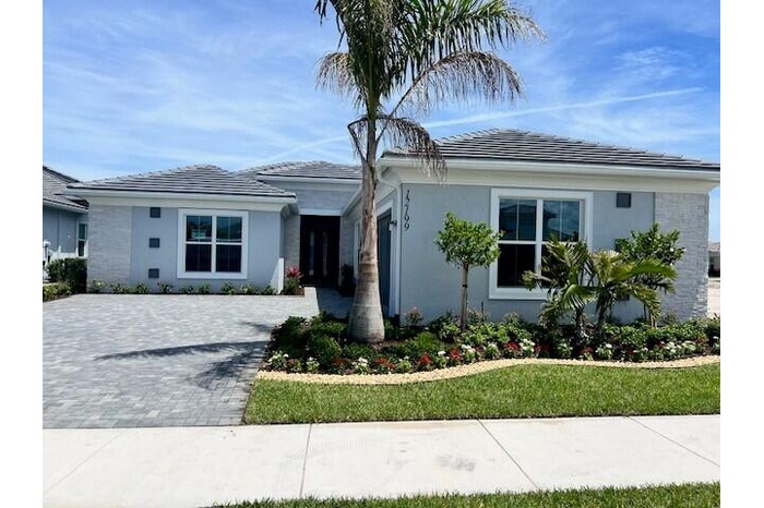 Shelby Contemporary