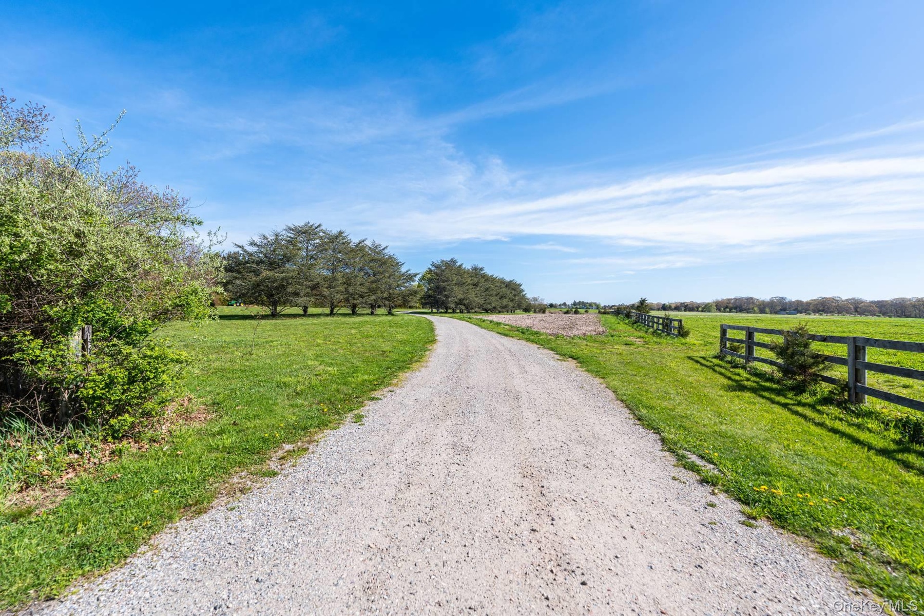3123 & 3595 Skunk Lane, Cutchogue