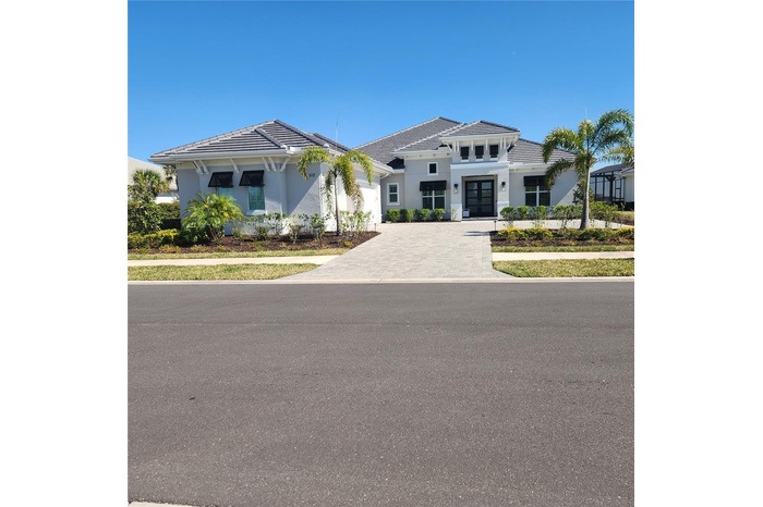 Exterior front of 512 Blue Shell Loop