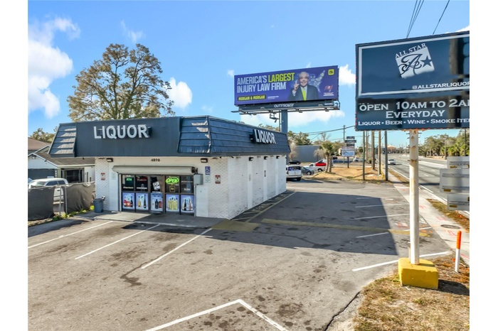 Monument Signage and Building Frontage Along Major Traffic Corridor