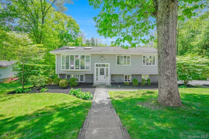 Welcome to 53 Tanager Road, Mahopac, NY 10541.