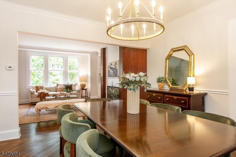 Dining Area / Living Room