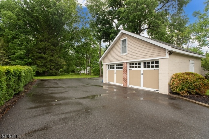 2 car garage with loft