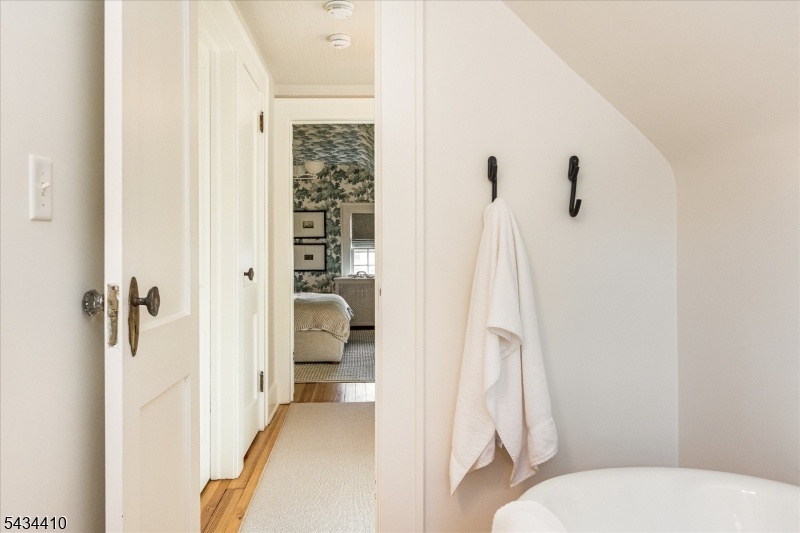 Third Flr / Bathroom / Bedroom