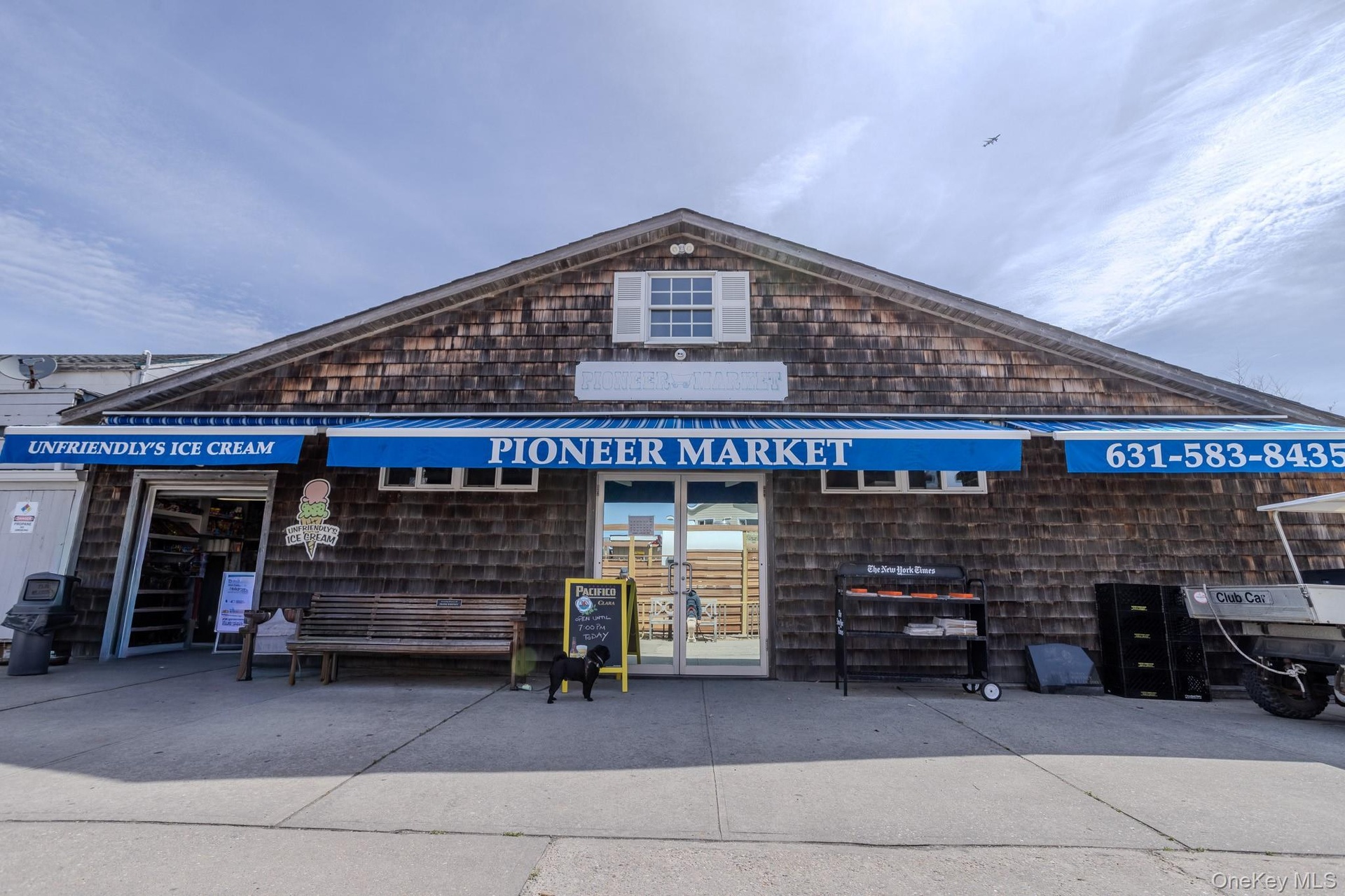 Pioneer Market