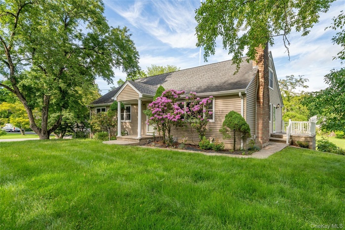 Move right in to this wonderful 3 bedroom home.