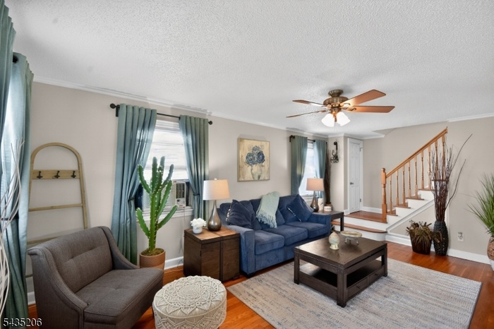 Living Room-2