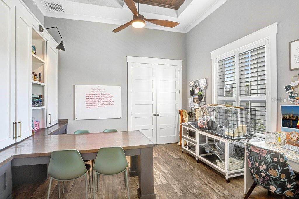 Office / 5th Bedroom