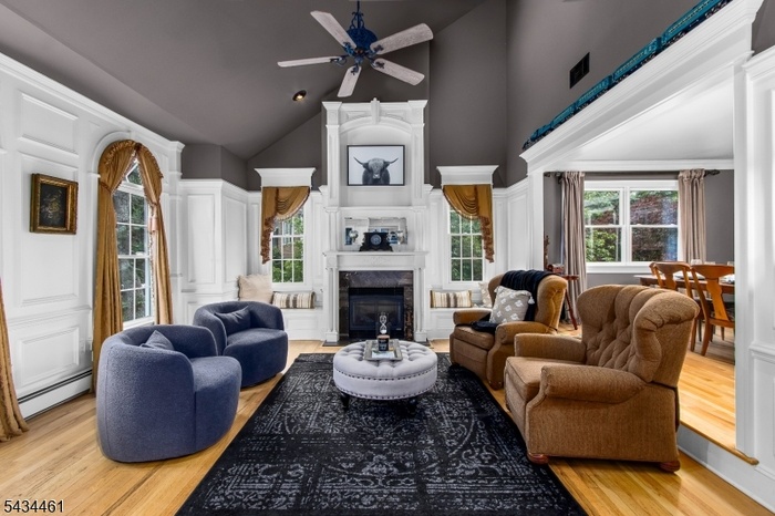 Formal living Room