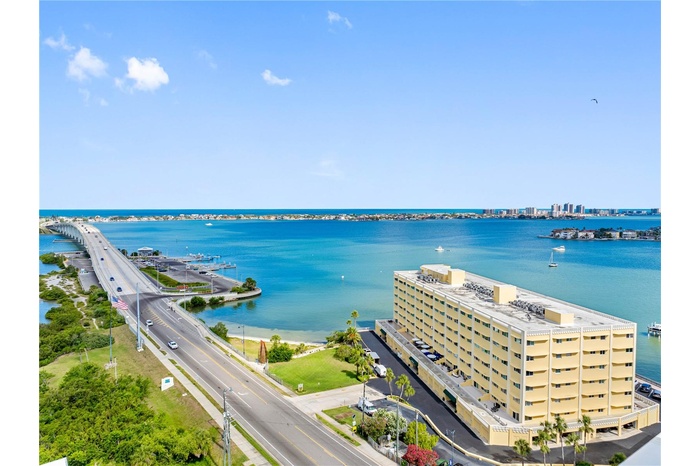 Harbour Club C and Belleair Causeway to Beach