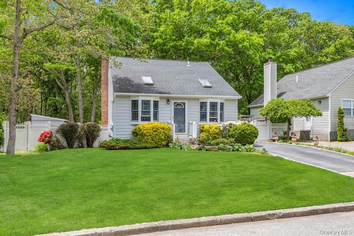 Welcome to 134-1 13th Avenue, Holtsville
