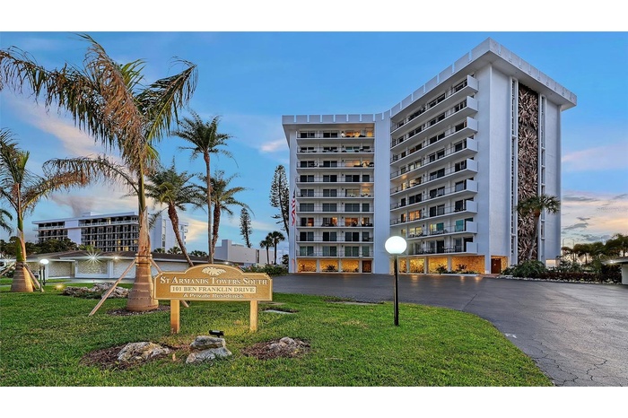 St. Armands Towers South - 101 Benjamin Franklin Drive