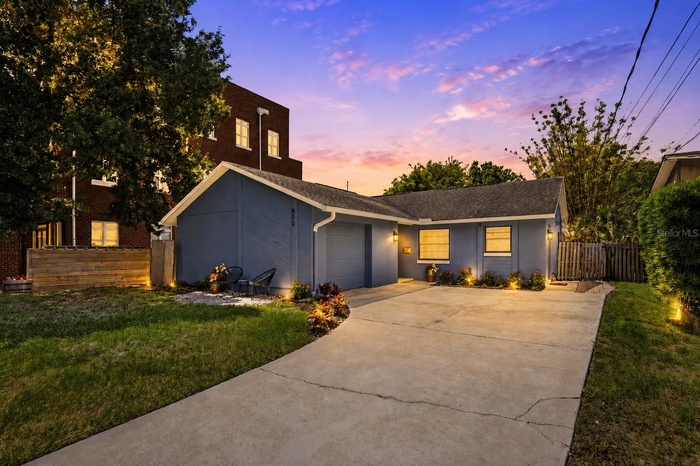 Welcome home to 800 Vassar St.