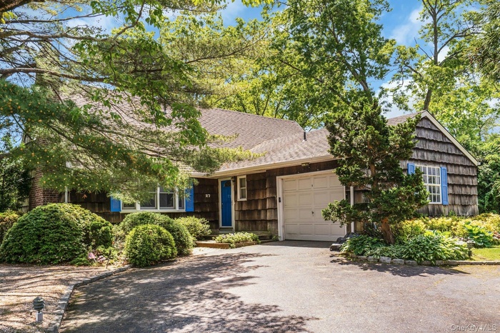 Welcome to 27 Arcadia Drive in Dix Hills.