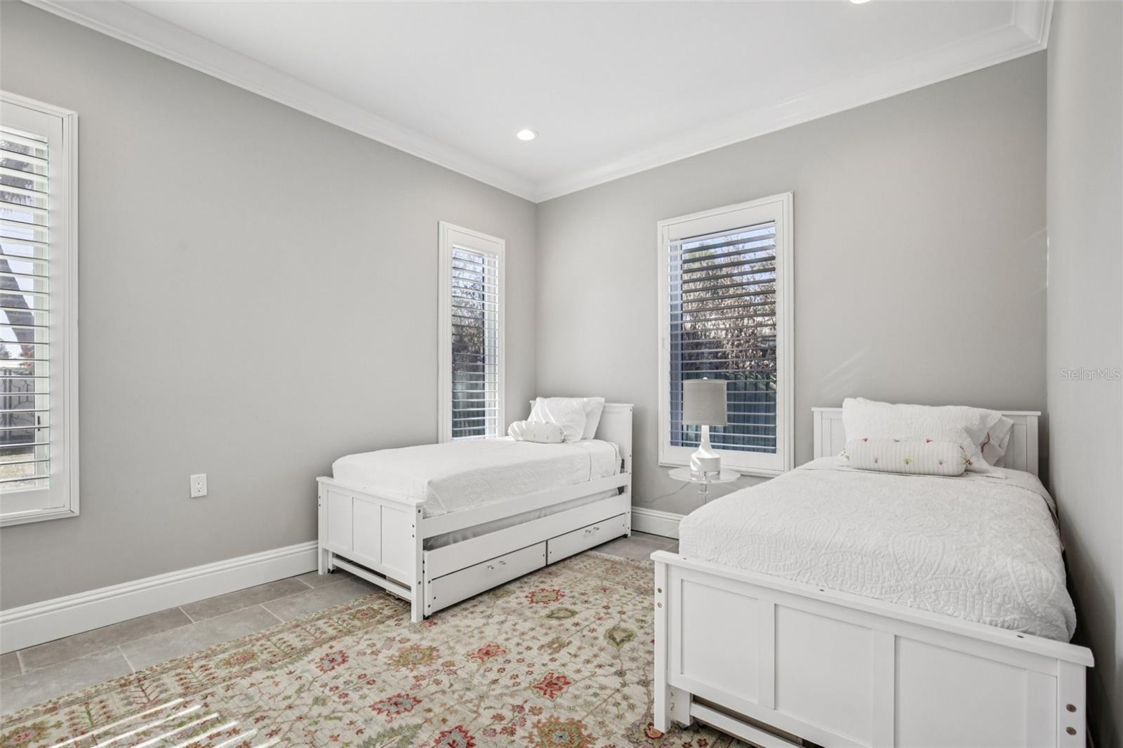 Guest bedroom 1