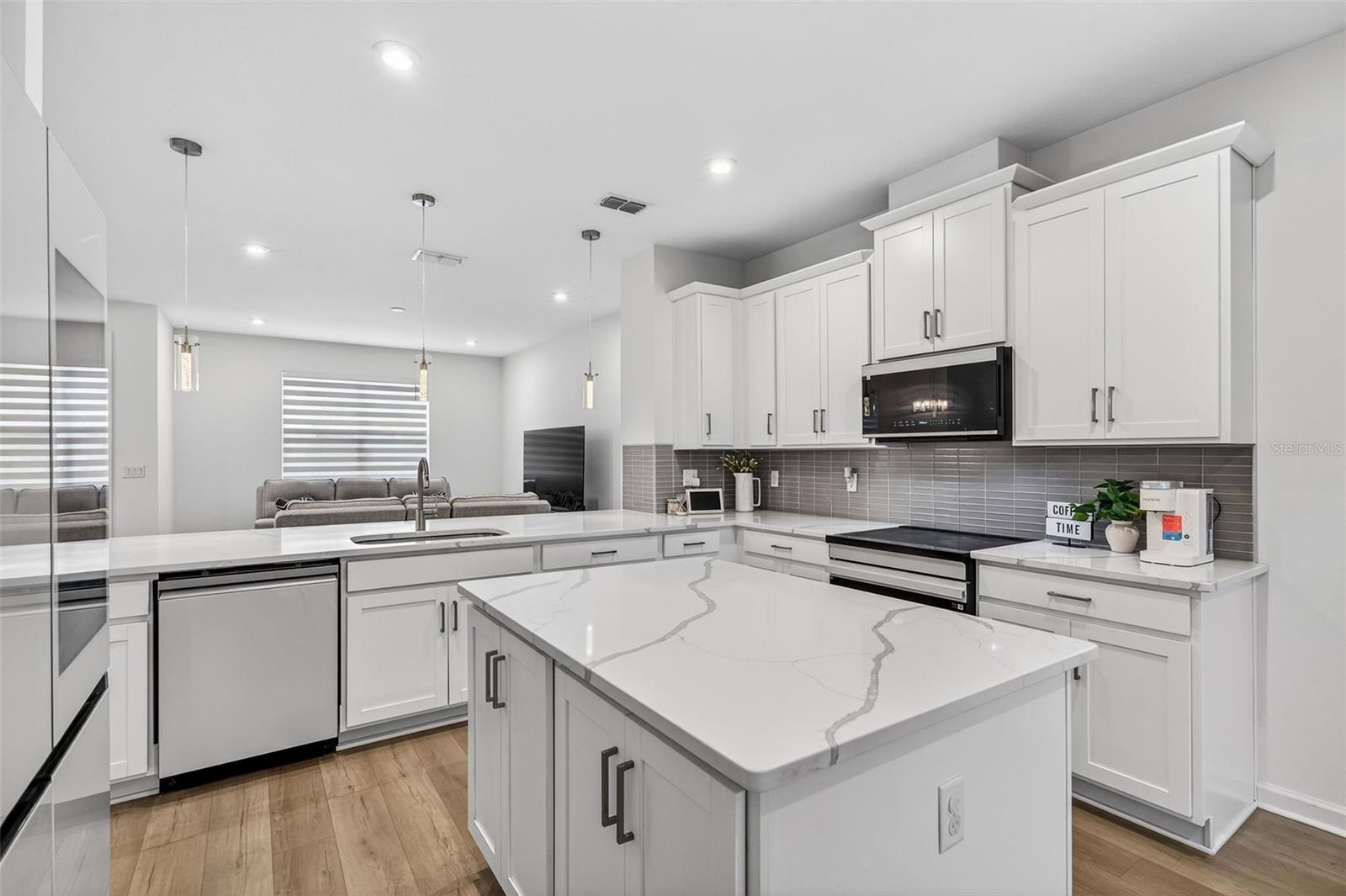 Kitchen with island