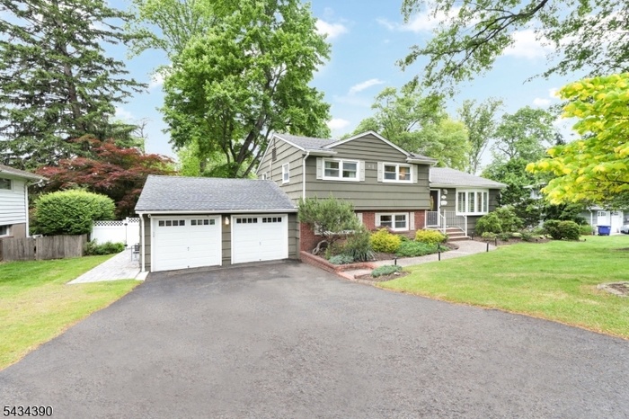 2 car spacious garage