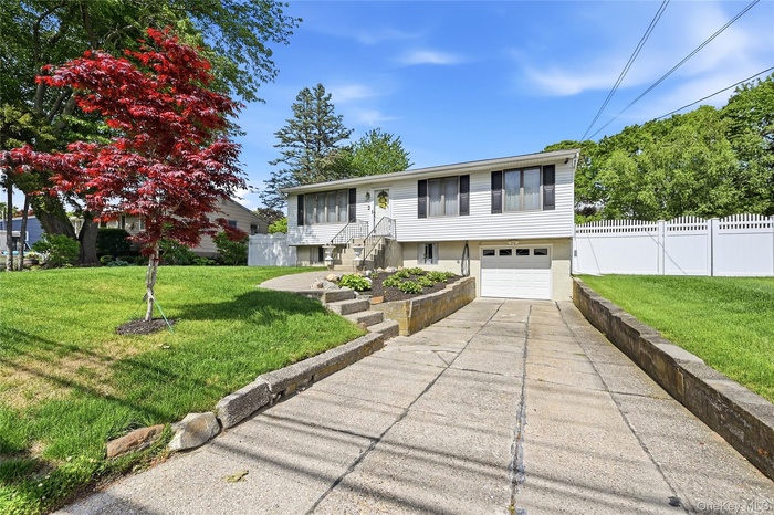 4 bedroom raised ranch in SWR schools