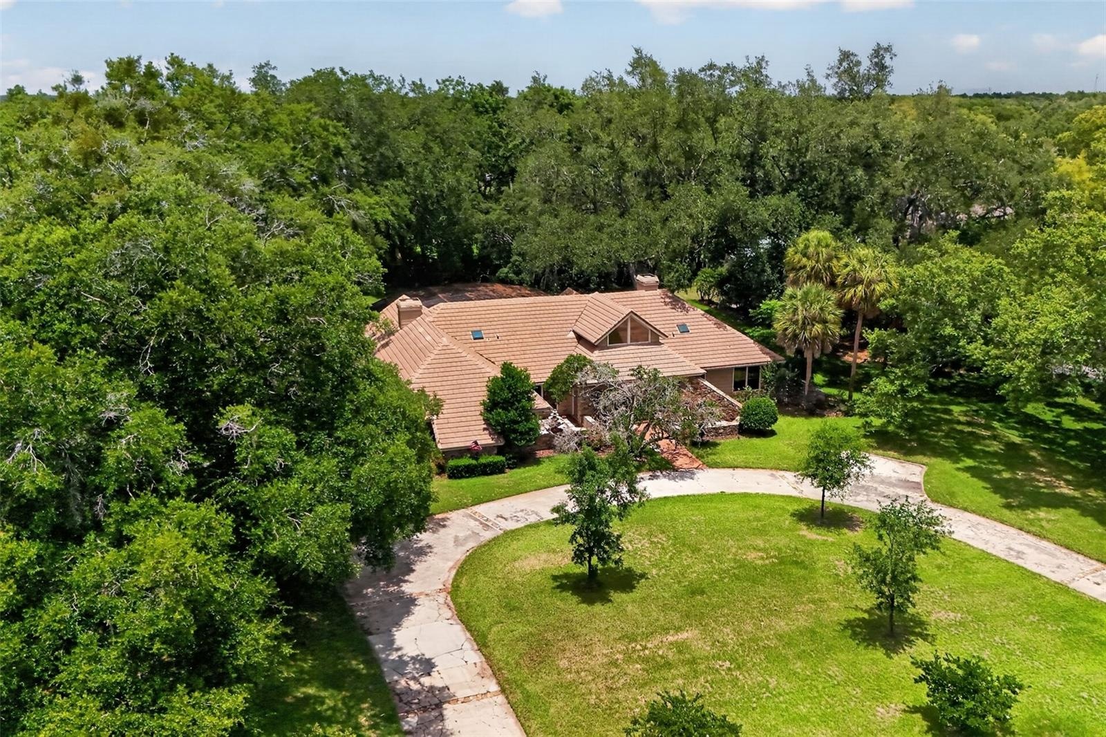 1808 Wingfield Dr