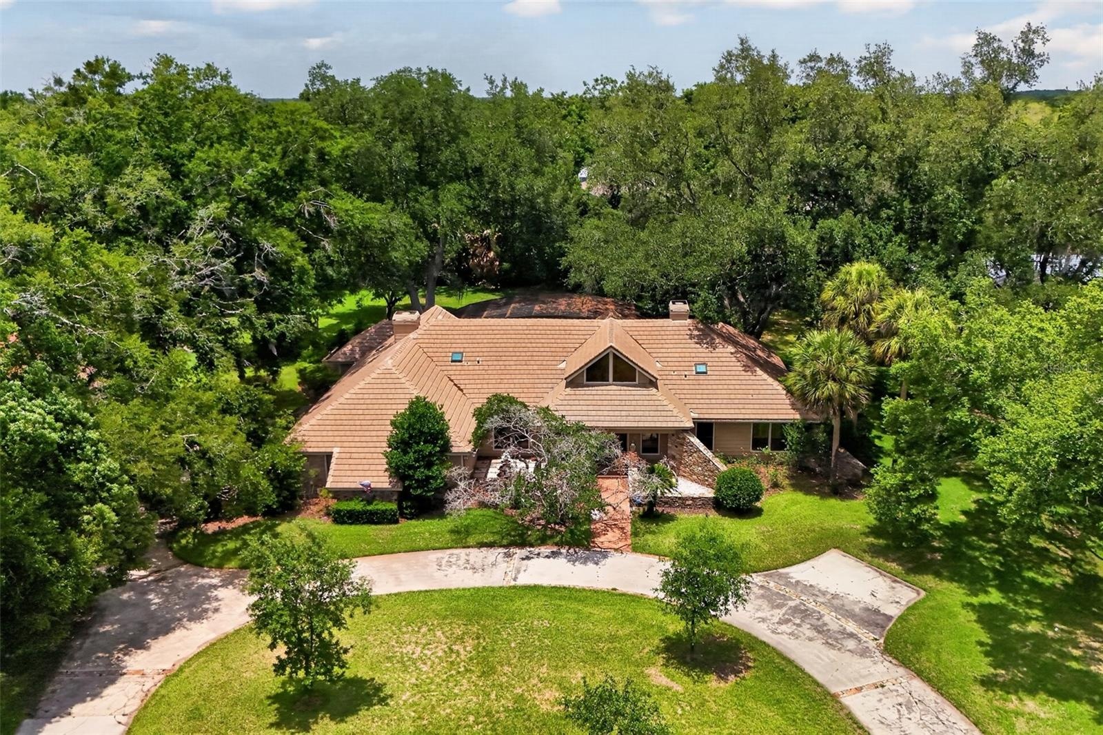 1808 Wingfield Dr