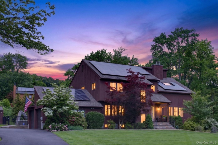 Welcome Home to 19 Apple Hill Drive