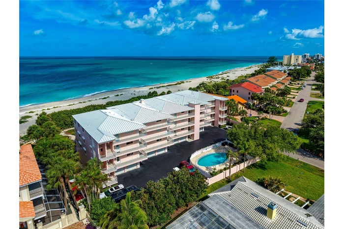 Welcome Home to breathtaking views of the Gulf!