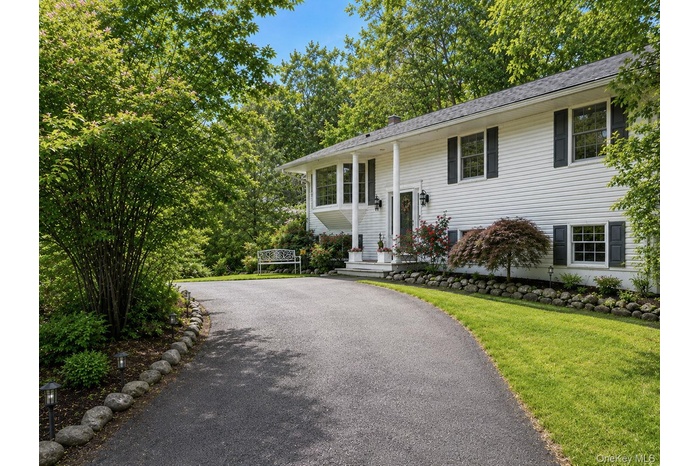 Welcome to 111 Ludvigh Road