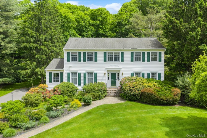 Welcome to 16 Fox Den, Chappaqua schools, 3000+ sq ft center hall colonial, 4 bedroom, 3 1/2 bath with 3 finished levels, renovated kitchen and baths,
