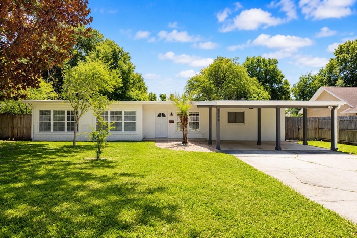 Front elevation from Natalen Rd.