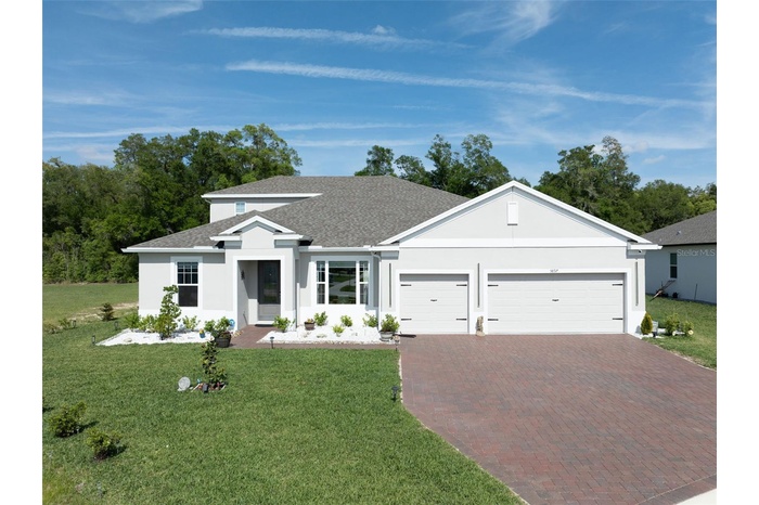 3 car garage!