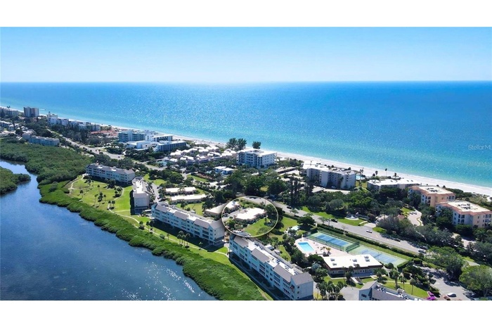 Windward Bay has Beach and Bay Access